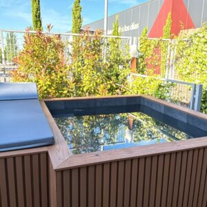 Poolspa de 2,40 x 2 m (15MIN/25 CL)